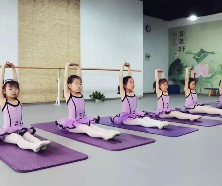 兒童舞蹈培訓(xùn)，環(huán)保無(wú)甲醛是重中之重！
