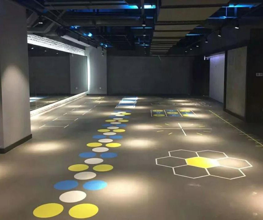 健身場所鋪設PVC塑膠地板怎么樣，騰方PVC塑膠地板地板耐用嗎？
