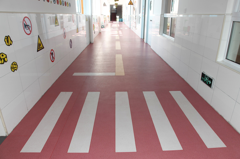 幼兒園專用塑膠地板健康嗎？【騰方PVC地板】